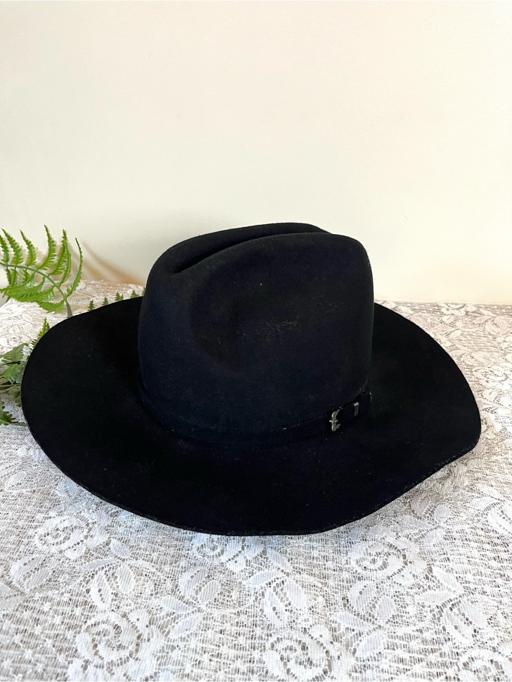 Wool Blend Black Felt Western Cattleman Crease Cowboy Buckle Hat